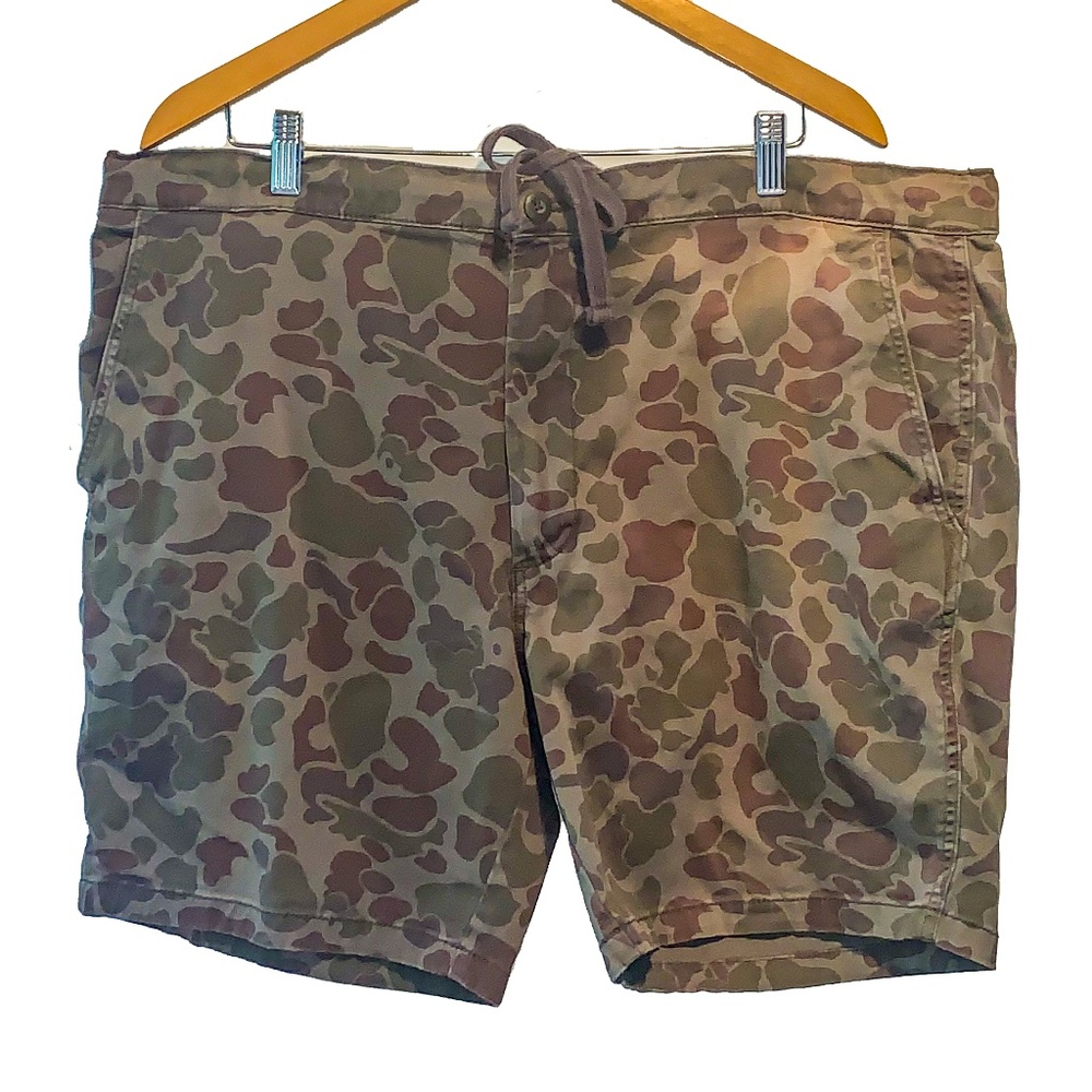 Men's Camo Cargo Shorts - Olive/Brown